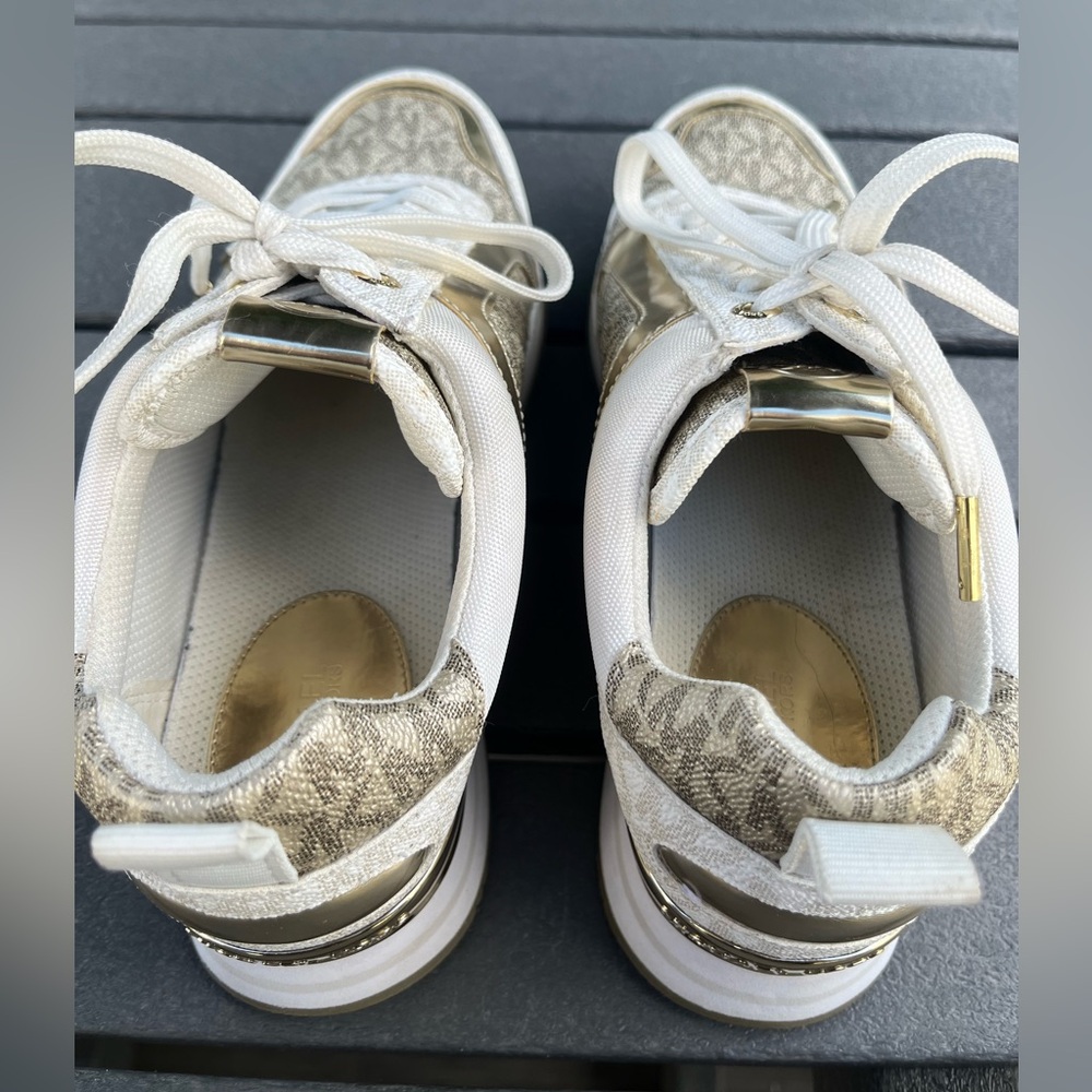 Michael Kors; Wilma Color-Block Logo Trainers; Little/No wear; Woman’s 9/9.5 - Picture 11 of 13